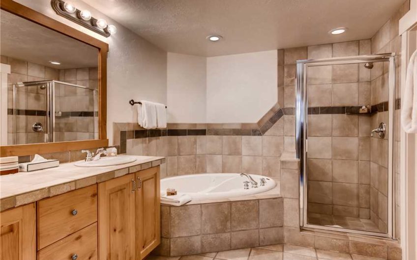 Town Pointe B205
