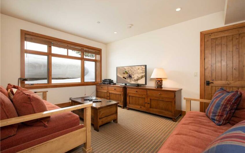 Granite Ridge Ski Lodge, 3217 Washakie Road, Teton Village